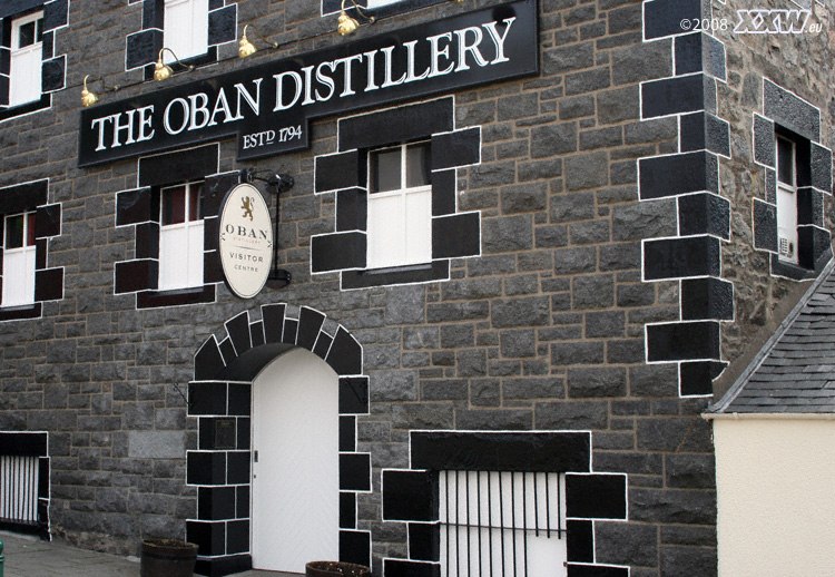 das visitorcenter der destillerie in oban