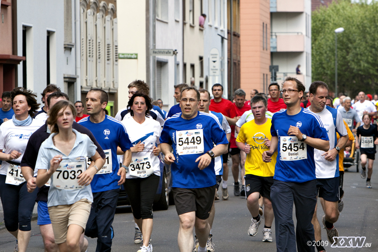 viele läufer kommen bei mir vorbei aber keine braut und kein bräutigam