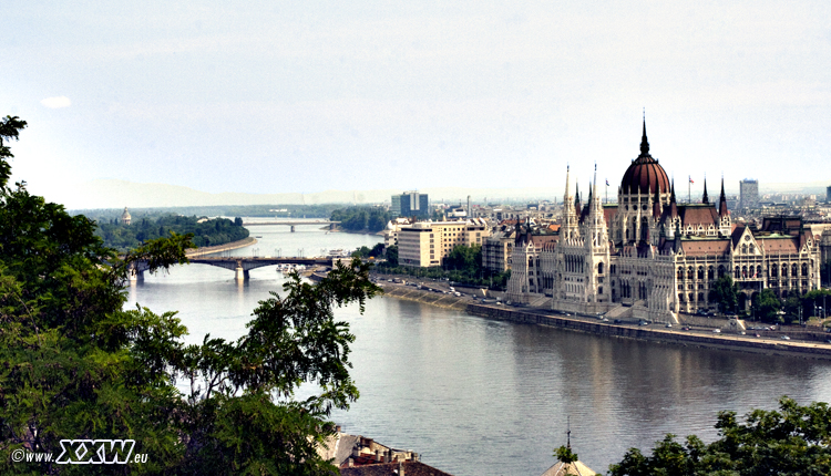 blick auf das parlament