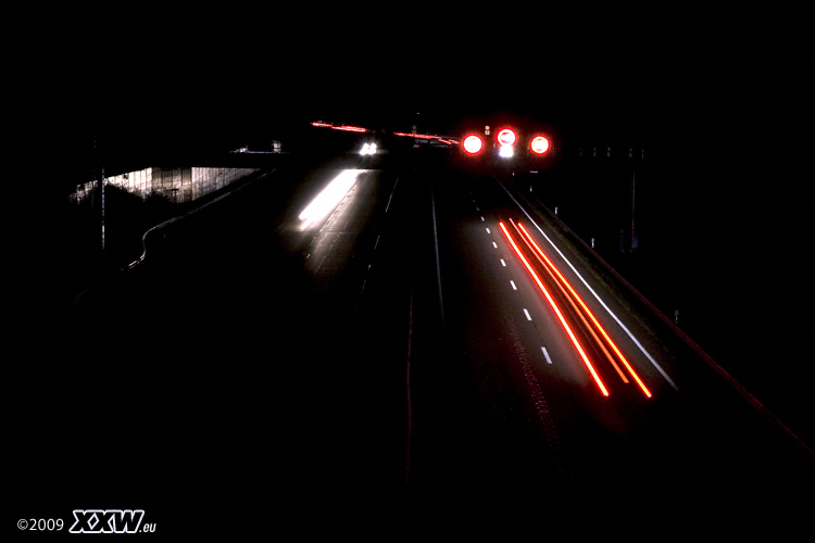 auf der autobahnbrücke im cäsarspark