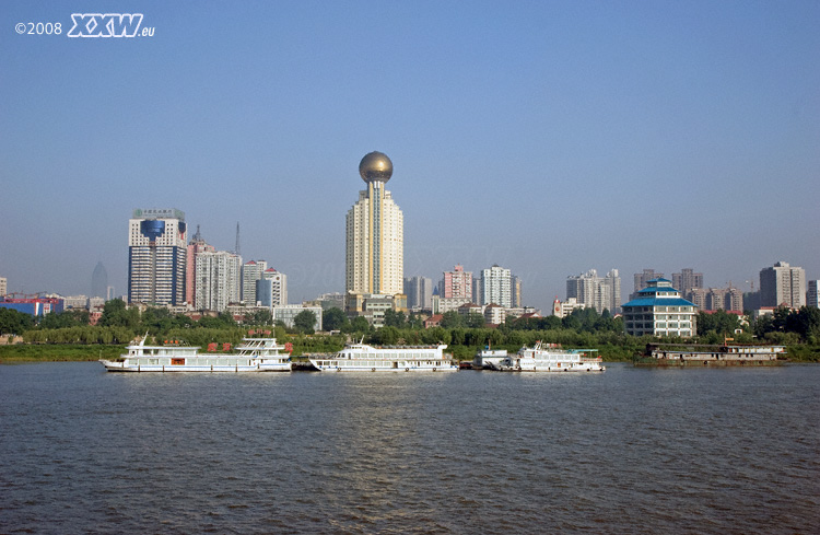 wuhan hat acht millionen einwohner