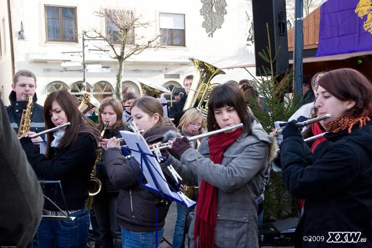 weihnachtskonzert auf dem wochenmarkt in ehingen