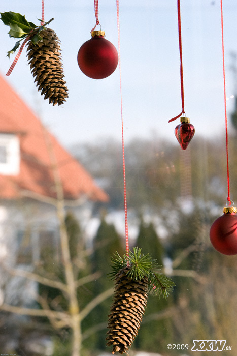 weihnachtsdekoration am fenster