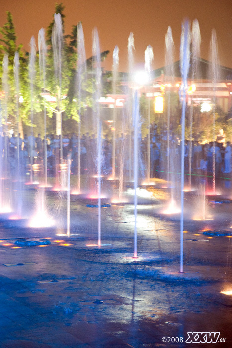 farbiges licht, wasser und klassische musik
