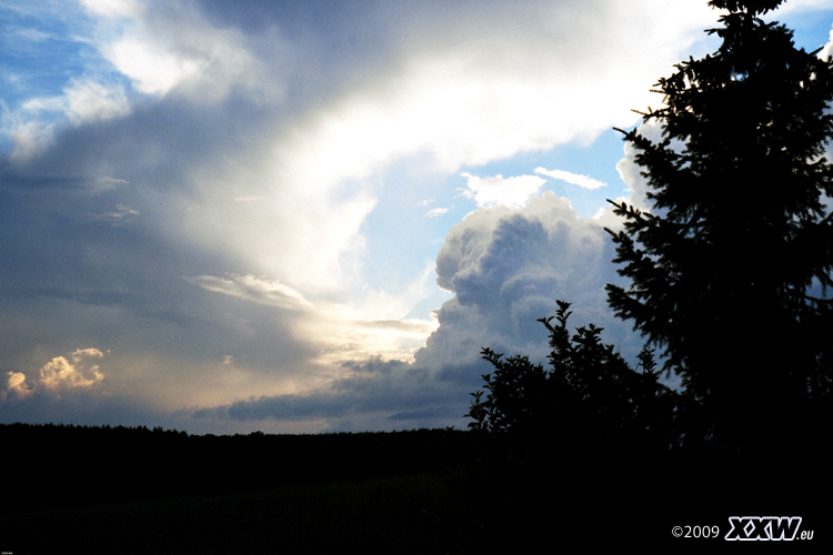ein gewitter zieht auf