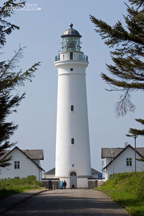weißer leuchtturm
