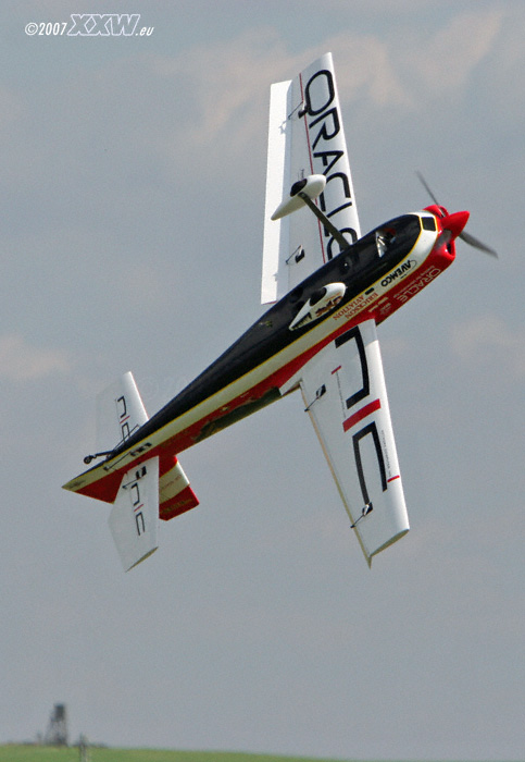 modellflug in rückenlage