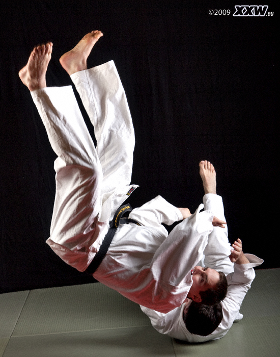 tomoe-nage ist auch das vereinswappen
